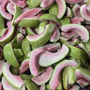 ราคาโรงงาน ก้อนฝรั่งสีชมพูแช่แข็ง IQF ขนาด 10x10 มม. เกรดพรีเมียม เวียดนาม ส่งออกจำนวนมาก - คุณทารินา - Product Image 5