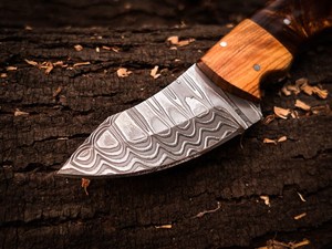Cuchillo de Caza y Camping de Acero de Damasco, Hoja Fija Personalizada, Mango de Madera, Multifuncional para Exteriores, Funda de Cuero, Venta al por Mayor - Product Image 3