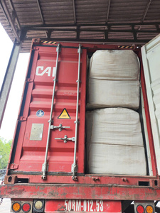 Balles de sciure de bois 100% pure, qualité A, pour litière animale, sac PP 660 kg, norme export - Product Image 5