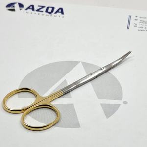 Tijeras Quirúrgicas Metzenbaum de Acero Inoxidable de Primera Calidad con Mangos Chapados en Oro para Trabajos con Tejidos Blandos - Product Image 1