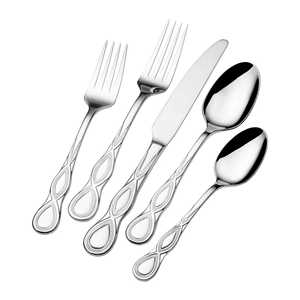 Juego de cubiertos de metal de lujo moderno para cocina y comedor con superficie lisa y tacto cómodo. - Product Image 1