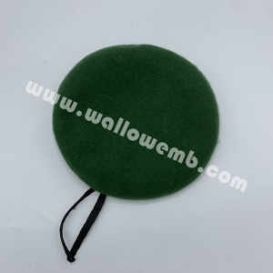Béret Vert de Haute Qualité en Laine Personnalisable pour Uniformes et Cérémonies – Offre Spéciale - Product Image 2