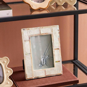 Diseño Artístico Vietnamita con Acabado Premium para Necesidades de Estilo Interior Moderno, Marco de Fotos MOP Hecho a Mano de Alta Gama - Product Image 1