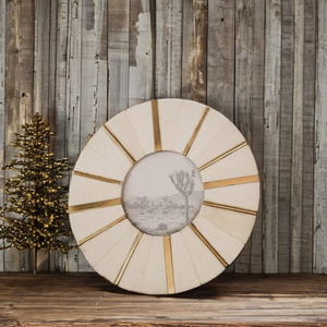 Cadre photo rond 3x3 en os sculpté à la main avec laiton, cadre de table ovale vintage en résine fait main, cadres suspendus avec chevalet - Product Image 3