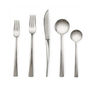Cubiertos Metálicos Decorativos para Mesa, Diseñados para Inspirar un Ritual de Comedor Refinado con Elegancia y Sofisticación para el Hogar - Product Image 3