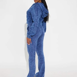 Conjunto Deportivo de Mujer con Lavado Ácido en Diferentes Tallas, Hombros Caídos, Estilo Urbano, Algodón, Tendencia Actual - Product Image 2