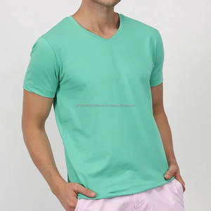 T-shirts à col en V Fresh Clean Threads pour hommes Pré-rétréci Doux Ajusté Premium Classique Séchage rapide T-shirt pour hommes - Product Image 5