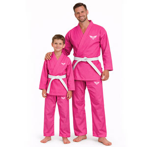 Uniforme de Karate Rosa Intenso Personalizado 2026 para Hombres y Niños, Traje de Entrenamiento de Artes Marciales Premium, Venta al Por Mayor, Calidad Superior - Product Image 1