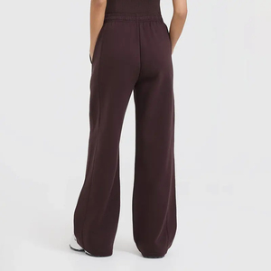 Pantalon de jogging évasé tendance en polyester et coton avec poches, taille mi-haute, drapé, coupe large, ajustement régulier, écologique, personnalisable - Product Image 4