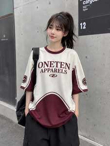 T-shirt unisexe en coton 100% respirant à col rond et épaules tombantes, couleur bordeaux, style hip-hop, manches courtes, idéal pour l'été - Product Image 5