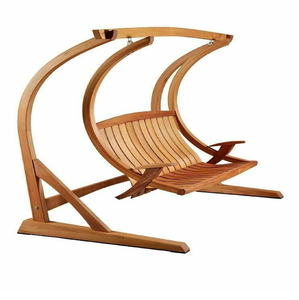 Balançoire en bois en forme de A pour l'extérieur, équipée d'un auvent en tissu vert et de coussins verts assortis, disponible à prix de gros. - Product Image 4