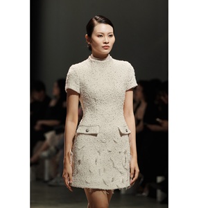 Nouvelle arrivée Robes pour femmes élégantes Service ODM MOGAN EMB MINI DRESS COTTON 36% ACRYLIC 30% WOOL 21% POLYESTER 12% Robe décontractée - Product Image 3