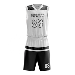 Ensembles d'uniformes de basketball de qualité supérieure, grandes tailles, design personnalisé, 100 % polyester, respirant, séchage rapide, évacuation de l'humidité, sur mesure - Product Image 4