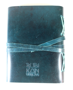 สมุดบันทึกปกหนังแท้จาก Cameron Exports พร้อมโลโก้ลายนูนและสายรัดปิด - Product Image 5
