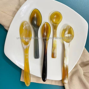 Cuchara de Cuerno de Búfalo Ecológica, Hecha a Mano, Estilo Clásico, Decoración para el Hogar, por Unique Craft India - Product Image 1