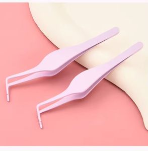 Pinzas de Plástico Rosa para Pestañas, Punta Suave, Herramienta de Precisión para Uso Estético - Product Image 1
