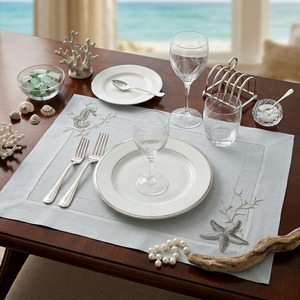 Sets de Nappes et Sets de Serviettes Personnalisés en Lin Gris Brodé de Luxe, Motifs Hippocampe et Étoile de Mer, Lavables et Réutilisables, Décoration Maison - Product Image 2