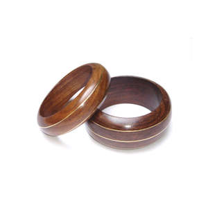 Brazalete de Madera Natural Hecho a Mano de Alta Calidad para Mujer, Joyería de Moda, Proveedor Mayorista, Exportador a los Mejores Precios, Artesanías de Resina - Product Image 2