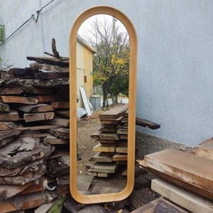 Miroir sur pied en bois au design esthétique en forme d'arche, idéal pour un style de maison épuré, vente en gros depuis l'Inde - Product Image 5