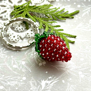 Porte-clés pour femme en perles de quartz rose et de quartz fraise multicolores, mignon, écologique, durable, imperméable, cadeau - Product Image 1