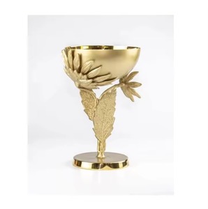 Brûleur d'encens en laiton fait main avec motif floral, usage religieux, diffuseur d'aromathérapie toutes saisons - Product Image 3