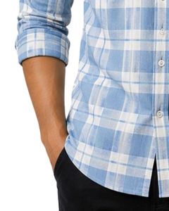 Camisa casual a cuadros azul cielo y blanco personalizada para hombre, corte ajustado, manga larga, con botones, de algodón, elegante, de calidad premium. - Product Image 3