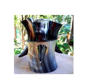 Cuerno de Búfalo Vikingo para Beber con Soporte Redondo de Cuerno de Búfalo, Estilo Animal Tallado, Calidad Especial para Restaurantes - Product Image 1