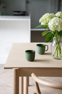 Taza de Cerámica Moderna con Esmalte Verde Oliva Intenso, Contorno Elegante, Asa Ergonómica, Diseño que Retiene el Calor para un Estilo de Cocina Contemporáneo - Product Image 6