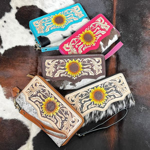 Fashionable OEM ODM Handmade <b>Genuine</b> Cowhide Leather Wallet Wristlet Bohemian Style Sunflower Zipper Clutch for Women's - Product Image 5