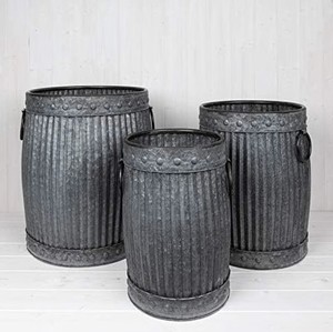 Juego de 3 macetas decorativas redondas para exteriores, estilo industrial antiguo, hechas a mano, de diseño superior, galvanizadas y rústicas. - Product Image 1