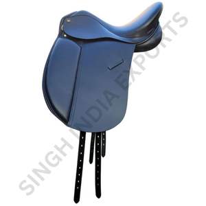 Silla de montar inglesa de cuero para doma clásica con asiento profundo, paneles flocados de lana y estructura de fibra flexible para equitación. - Product Image 3