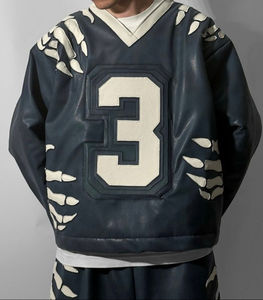 Ensembles de survêtements et shorts en similicuir tendance avec logo personnalisé, design haut de gamme, pour hommes, en vente - Product Image 6