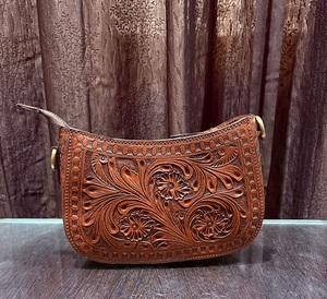 Sac à bandoulière en cuir véritable fait main pour femme, style western vintage, avec motif sculpté à la main - Product Image 1