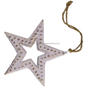 Suspension en aluminium en forme d'étoile pour la décoration de la maison et de Noël. - Product Image 6