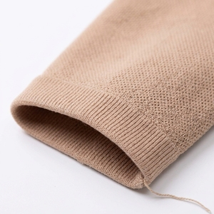 Manchon de compression graduée pour coude, de qualité OEM, pour la récupération et le soulagement médical du bras - Product Image 5