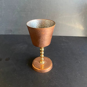 Copa de Vino Vintage de Cobre, Apta para Servir Vino, Cócteles, Mocktails y Jugos, para el Hogar, Bar y Mesa de Comedor, Uso en Fiestas - Product Image 1