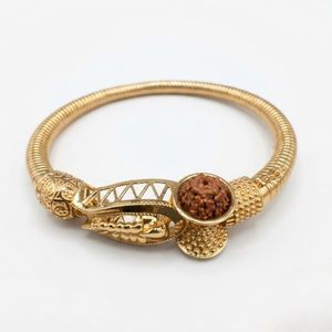 กำไลข้อมือทองคำแท้ 14KT ประดับเพชร ทริชูล ดัมรู รูดราคชา 3.18 กะรัต - Product Image 5