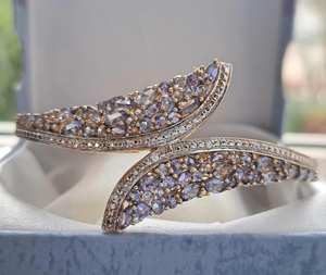 Brazalete de Plata de Ley con Tanzanita y Vermeil, Joyería Artesanal con Piedras Preciosas, Elegante, para Mujer, Venta al Por Mayor, Exportación - Product Image 1