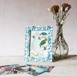 Cadre photo en résine avec incrustation de nacre, cadre décoratif floral en os incrusté pour la maison, cadeau de mariage - Product Image 2