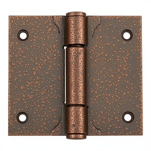 Charnières de porte en laiton poli de luxe, conçues pour les portes en bois élégantes, avec une construction durable et un aspect raffiné - Product Image 1