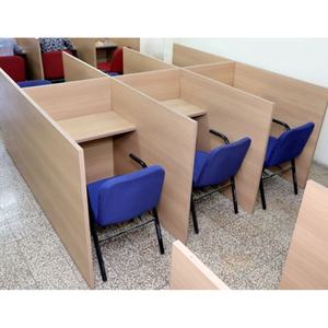 Table de lecture pour école et collège en bois, contreplaqué calibré MR, finition stratifiée, largeur réglable 900-4500, profondeur 750-1500 - Product Image 1