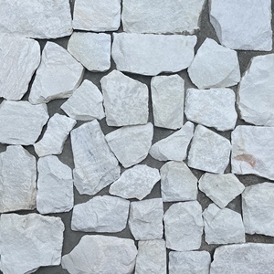 Dalles de pierre irrégulières à surface éclatée, revêtement mural extérieur rustique, durable, surface naturelle brossée, mélange gris, blanc, beige - Product Image 2