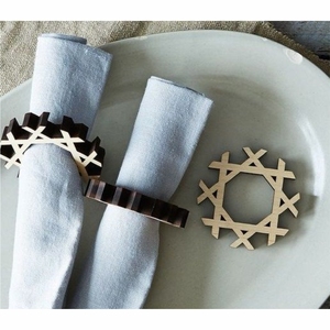 Anneau de serviette en chaîne de bois fait main, porte-serviette en rotin style bohème, boucle de serviette en perles de bois naturel pour décoration de mariage rustique - Product Image 5