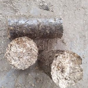 Briquetas de Madera Dura al por Mayor, Combustible de Biomasa Ecológico, Ahorro de Energía, Alternativa al Carbón Comprimido para Barbacoa y Calefacción, Alto Poder Calorífico - Product Image 5