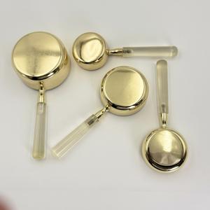 Juego de tazas medidoras de acero inoxidable duradero para hornear, cocinar y uso en la cocina con construcción resistente y de larga duración. - Product Image 5