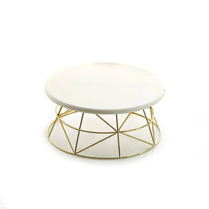 Soporte para pasteles de mármol y aluminio de gran calidad a precio razonable para decoración de mesa de postres que apoya una estética limpia y funcional. - Product Image 2