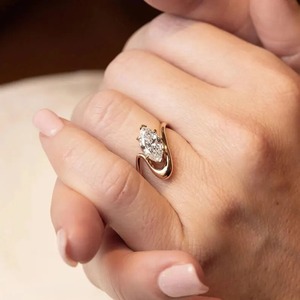 Anillo de compromiso de moissanita con corte marquesa, anillo de doble banda único, anillo de boda de diamante marquesa, anillo de oro amarillo, anillo de promesa para ella. - Product Image 2