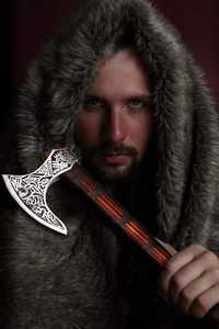 Hacha Industrial Estilo Vikingo GALWAY GROVE Damascus con Mango de Madera, Garantía de 3 Años para Corte - Product Image 2