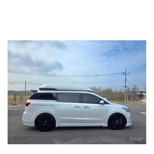 Kia Carnival 2019, Limusina de Alta Gama, 9 Plazas, Diésel, Automática, Asientos de Cuero, Emisión Euro V, Volante a la Izquierda, Trasero, 112.704 km - Product Image 4