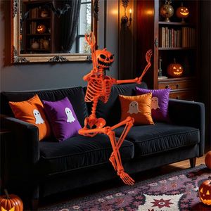 Scheletro di Halloween da 1,67 m con Testa a Zucca, Colore Arancione, Articolazioni Completamente Posizionabili (Mandibola/Spalle/Ginocchia), Materiale PP+PE - Product Image 3